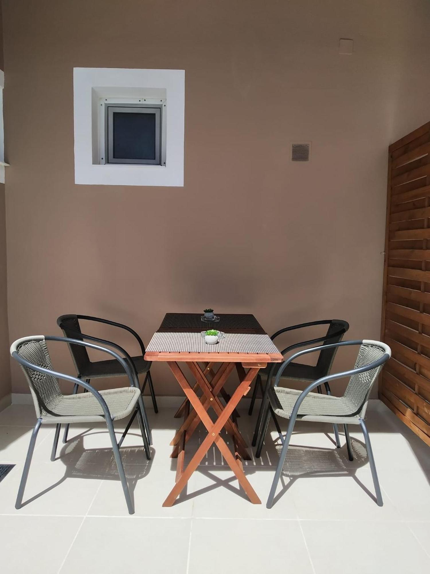Trousas Apartments Roda  Bagian luar foto