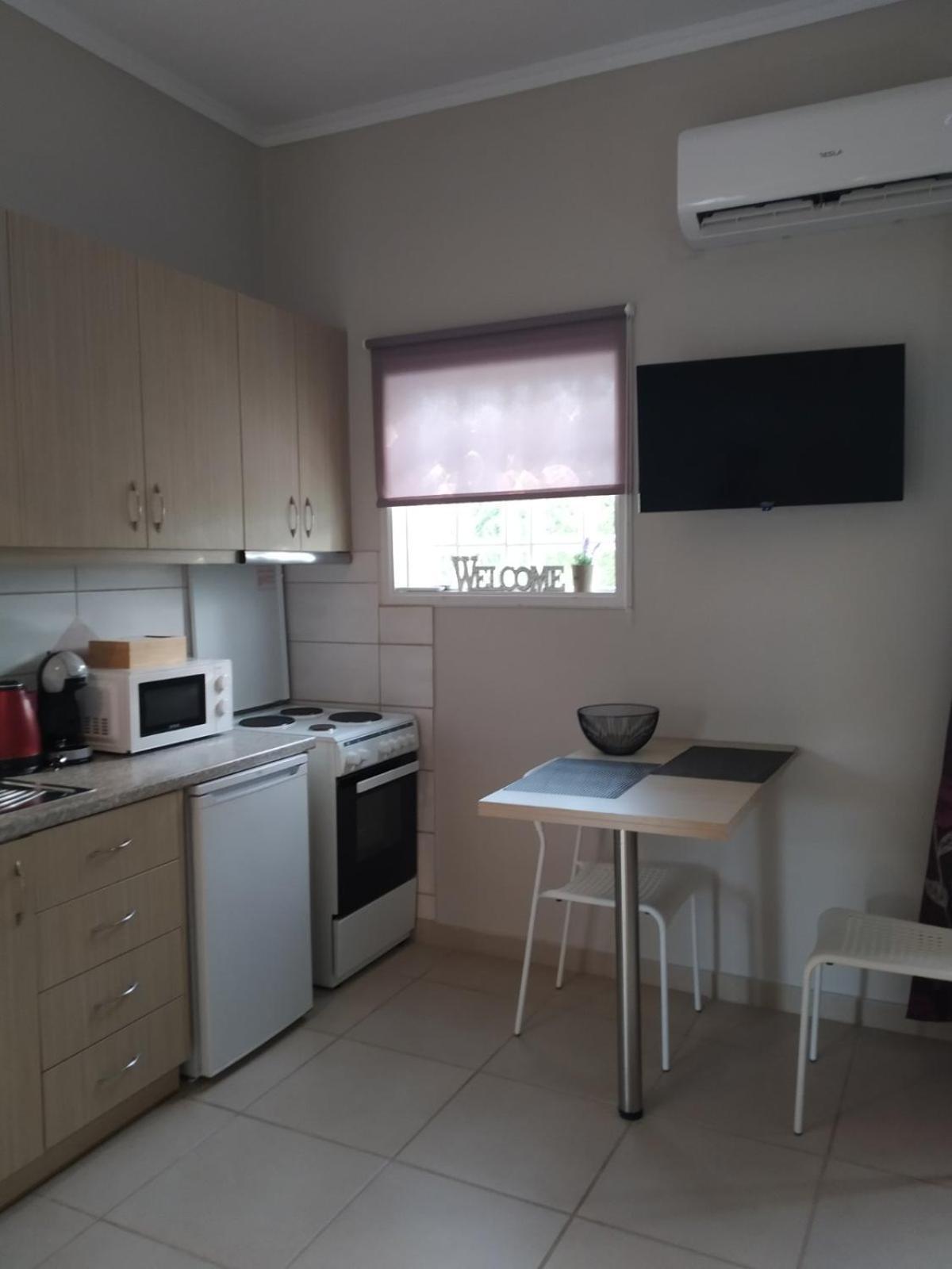 Trousas Apartments Roda  Bagian luar foto