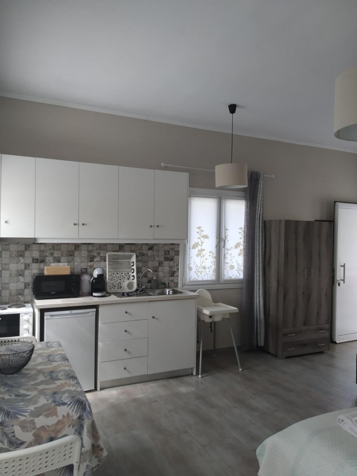 Trousas Apartments Roda  Bagian luar foto