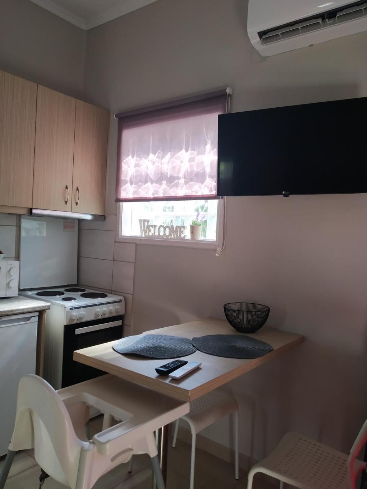 Trousas Apartments Roda  Bagian luar foto